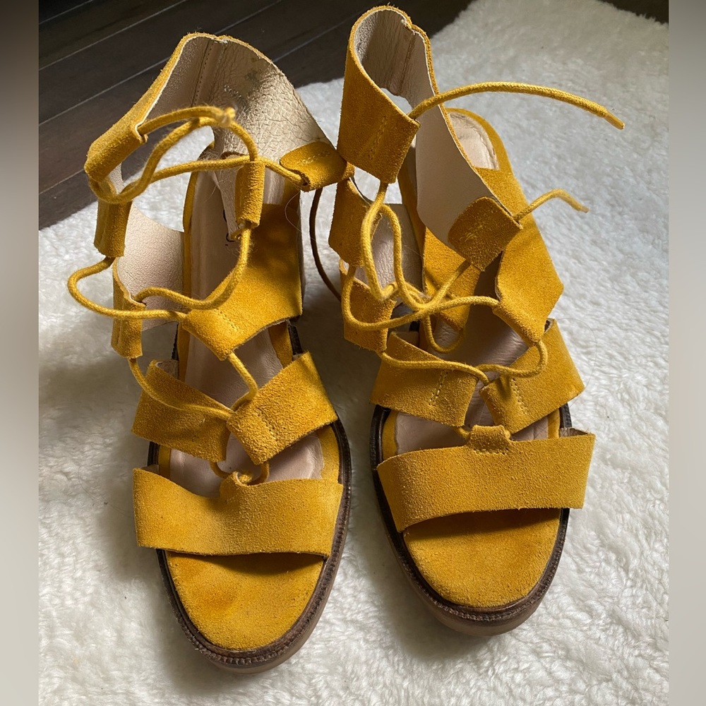 “Brooke” Bos & Co heels